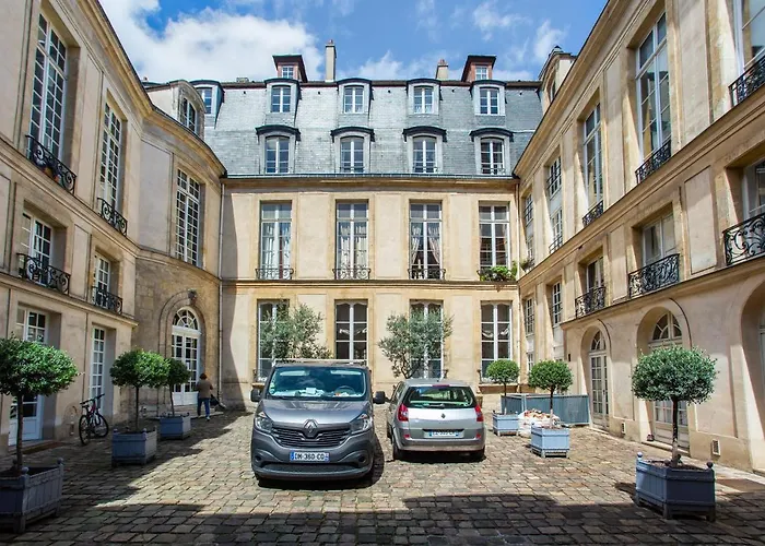 Charming Apartment - 1Br-4P - Le Marais